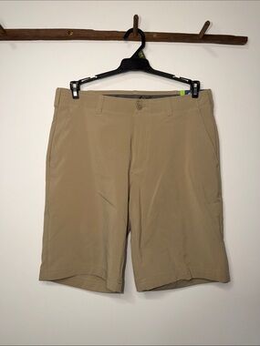 Hogan Men's Khaki Flat-Front Shorts